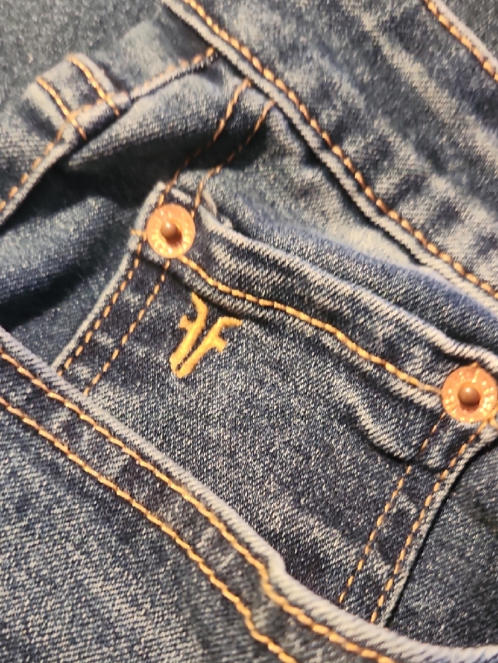 FRYE Women's Straight Leg Jeans - Picture 3 of 10